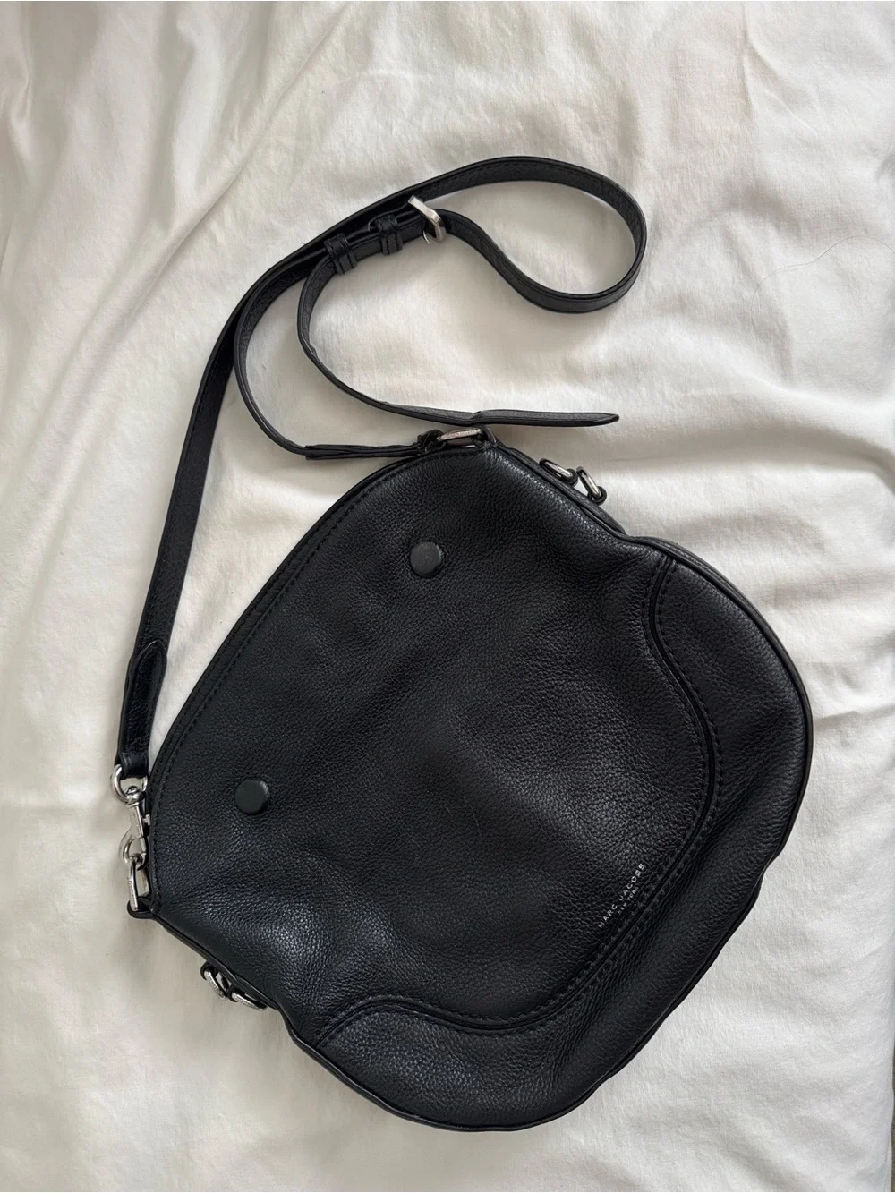 Marc Jacobs Classic Black Leather Crossbody Bag - Women's Everyday Shoulder Bag